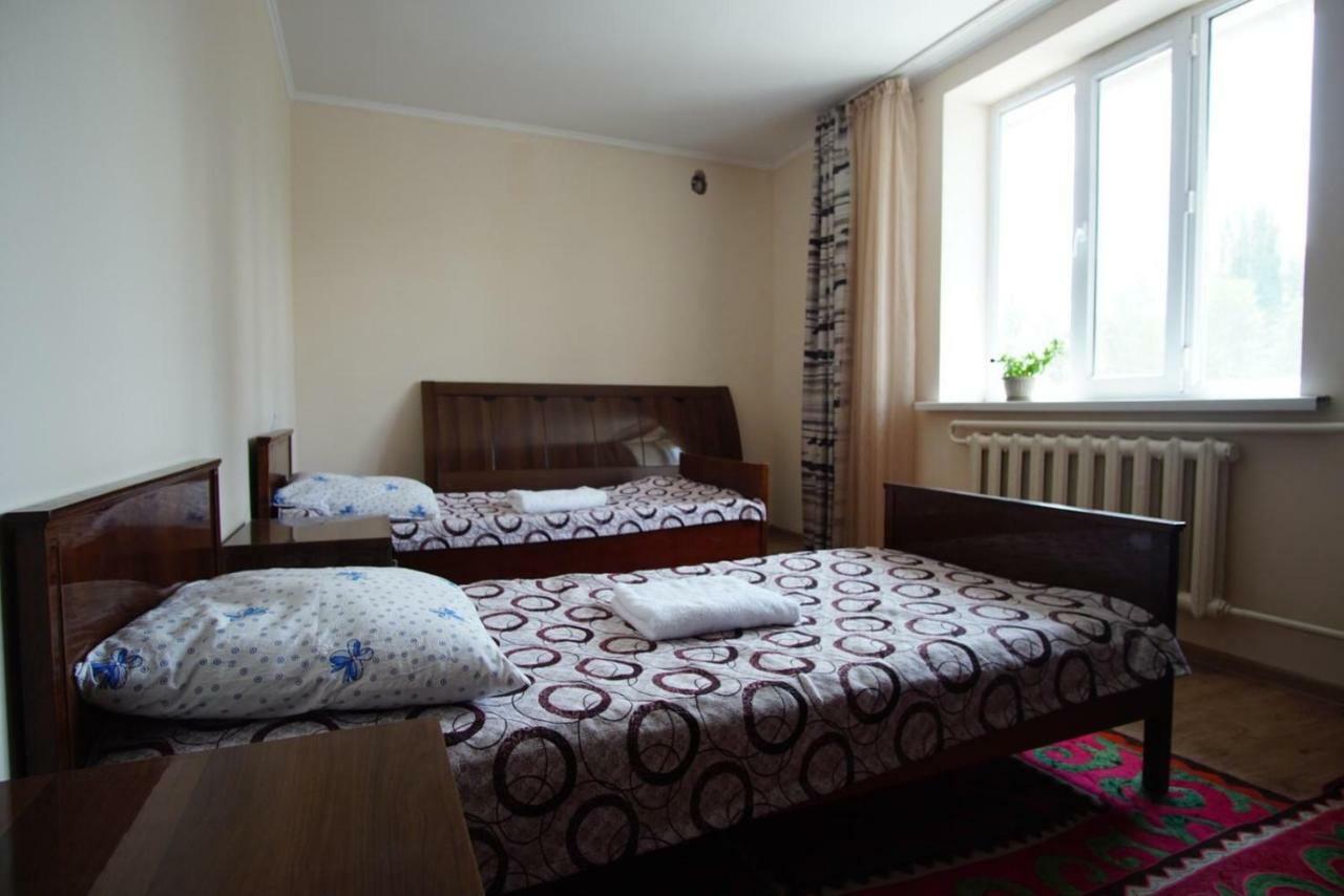 Bed and Breakfast EcoUlan Kochkor Exterior foto